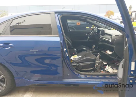 2020 Kia Forte Gt-Line z USA, uszkodzony, nr VIN 3KPF34AD1LE176335